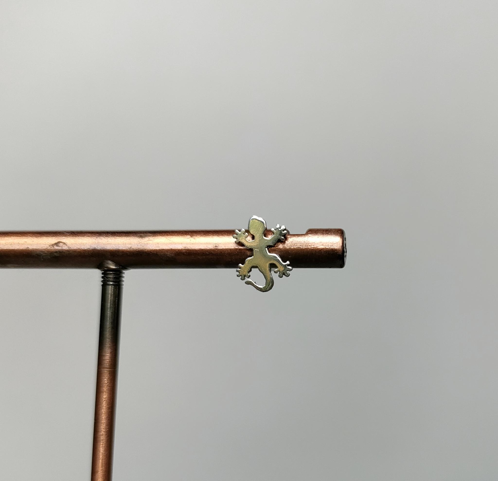 ちいさなヤモリピアス【片耳】 | 3枚目