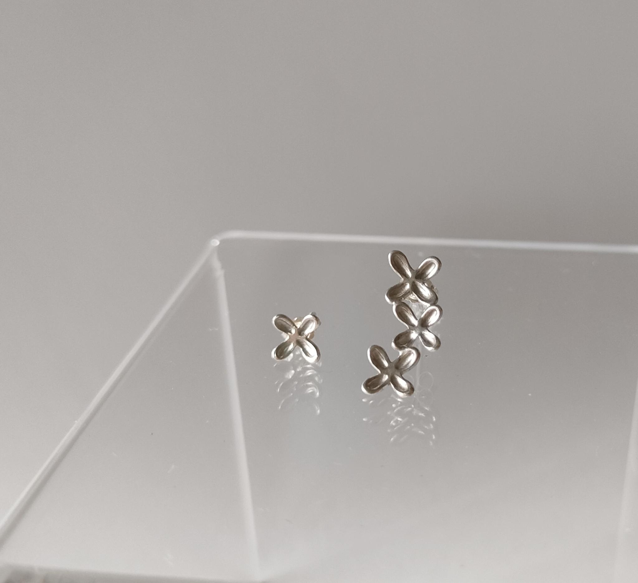 金木犀ピアス 3粒と1粒  no,2 | 4枚目